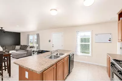7810 W Peoria Avenue #121, Peoria, AZ 85345 - Photo 8