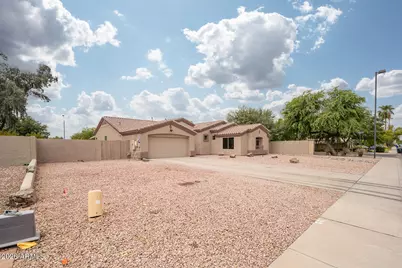1740 S Heritage Drive, Gilbert, AZ 85295 - Photo 2