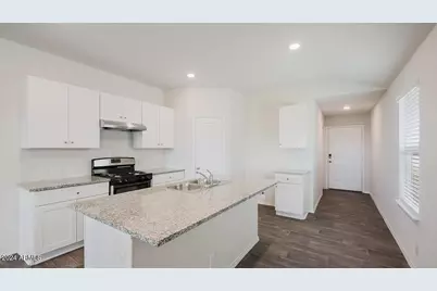 2884 W Shepperd Avenue, Apache Junction, AZ 85120 - Photo 6
