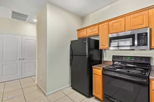 13569 W Cypress St, Goodyear, AZ 85395 - Photo 16