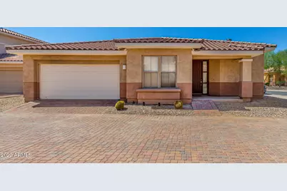 13569 W Cypress Street, Goodyear, AZ 85395 - Photo 2