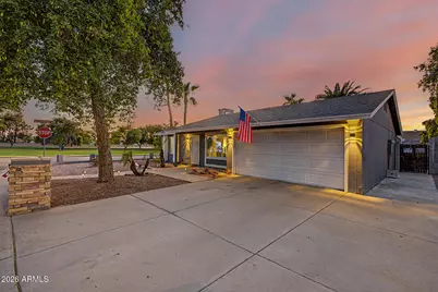 2208 W Silvergate Drive, Chandler, AZ 85224 - Photo 2