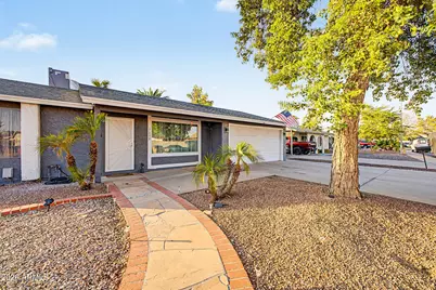 2208 W Silvergate Drive, Chandler, AZ 85224 - Photo 8