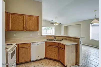 31111 N Claridge Circle, San Tan Valley, AZ 85143 - Photo 6
