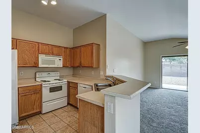 31111 N Claridge Circle, San Tan Valley, AZ 85143 - Photo 4