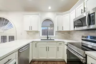 17119 N Elko Dr, Surprise, AZ 85374 - Photo 14