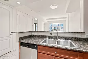 17 W Vernon Ave, Phoenix, AZ 85003 - Photo 8