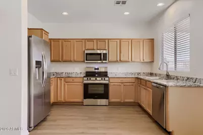 9403 W Ross Avenue, Peoria, AZ 85382 - Photo 12