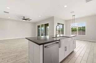 18814 E Walnut Dr, Queen Creek, AZ 85142 - Photo 16