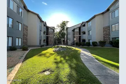 2025 E Campbell Avenue #Apt 142, Phoenix, AZ 85016 - Photo 16