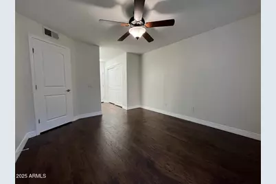 2025 E Campbell Avenue #Apt 142, Phoenix, AZ 85016 - Photo 12