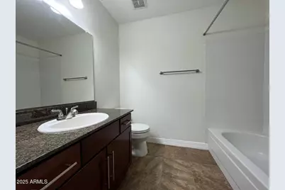 2025 E Campbell Avenue #Apt 142, Phoenix, AZ 85016 - Photo 10