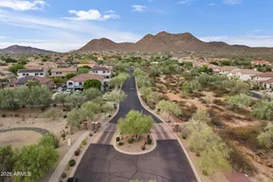 2405 W Barbie Ln, Phoenix, AZ 85085 - Photo 70