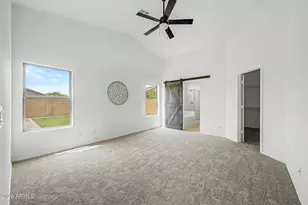 40832 N Hearst Dr, Anthem, AZ 85086 - Photo 18
