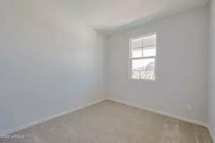 24179 W Dekalb Ln, Buckeye, AZ 85326 - Photo 2