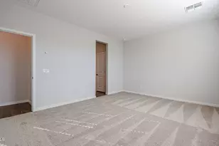 24180 W Dekalb Ln, Buckeye, AZ 85326 - Photo 10