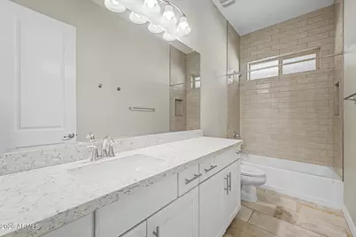8428 S 16th Drive, Phoenix, AZ 85041 - Photo 24