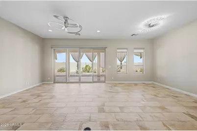 8428 S 16th Drive, Phoenix, AZ 85041 - Photo 10