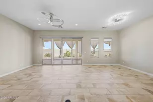 8428 S 16th Dr, Phoenix, AZ 85041 - Photo 10