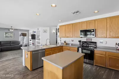 3324 E Washington Avenue, Gilbert, AZ 85234 - Photo 10