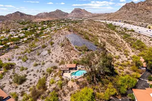 7557 N Dreamy Draw Dr, Phoenix, AZ 85020 - Photo 24