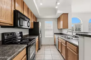 2402 E 5th St, Tempe, AZ 85288 - Photo 8