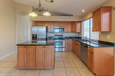 7573 W Kerry Lane, Glendale, AZ 85308 - Photo 10