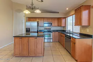 7573 W Kerry Ln, Glendale, AZ 85308 - Photo 10