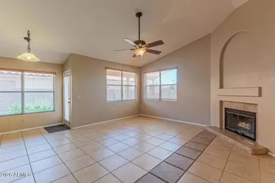 7573 W Kerry Lane, Glendale, AZ 85308 - Photo 4