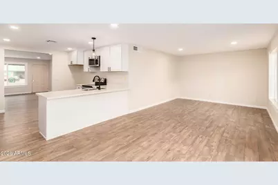 518 N Pepperwood Court, Chandler, AZ 85226 - Photo 6