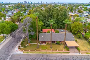 2240 E Whitton Ave, Phoenix, AZ 85016 - Photo 2