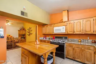 2240 E Whitton Ave, Phoenix, AZ 85016 - Photo 10