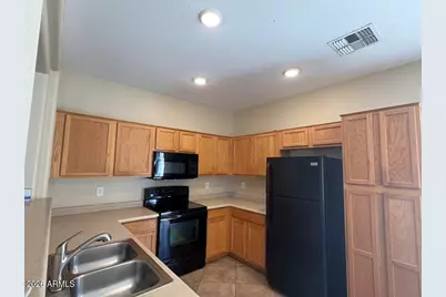 15337 W Port Au Prince Lane, Surprise, AZ 85379 - Photo 4