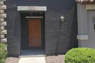 2244 E Huntington Dr, Phoenix, AZ 85040 - Photo 1