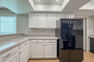 13817 N 42nd St, Phoenix, AZ 85032 - Photo 8