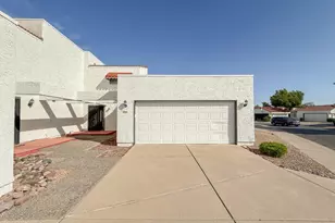 13817 N 42nd St, Phoenix, AZ 85032 - Photo 2