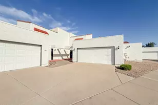 13817 N 42nd St, Phoenix, AZ 85032 - Photo 1