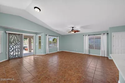 19894 N 108th Avenue, Sun City, AZ 85373 - Photo 6