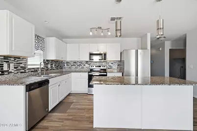 1040 W Nina Drive, Casa Grande, AZ 85122 - Photo 2