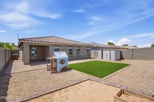 1040 W Nina Dr, Casa Grande, AZ 85122 - Photo 18