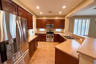 29398 N 67th Dr, Peoria, AZ 85383 - Photo 2