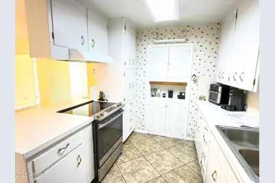 3136 W Wethersfield Road, Phoenix, AZ 85029 - Photo 8