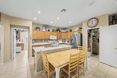 43186 W Lindgren Drive, Maricopa, AZ 85138 - Photo 12