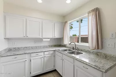 3337 W Thomas Road, Phoenix, AZ 85017 - Photo 8