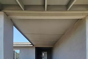 5040 N 69th Dr, Glendale, AZ 85303 - Photo 2