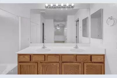 25883 W Gibson Lane, Buckeye, AZ 85326 - Photo 30