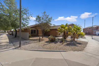 25883 W Gibson Lane, Buckeye, AZ 85326 - Photo 4