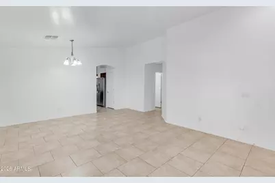 25883 W Gibson Lane, Buckeye, AZ 85326 - Photo 10