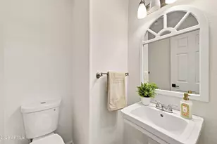 2914 E Windsong Dr, Phoenix, AZ 85048 - Photo 8