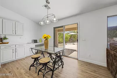 1743 E Branham Lane, Phoenix, AZ 85042 - Photo 10